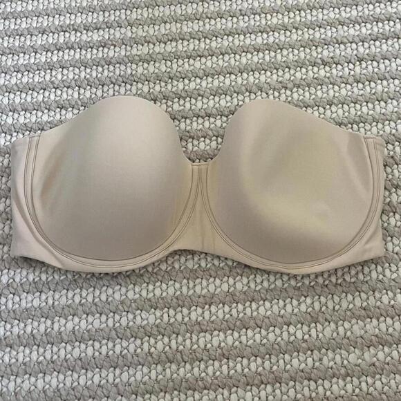 Skims Fits Everybody Strapless Bra - Picture 1 of 2